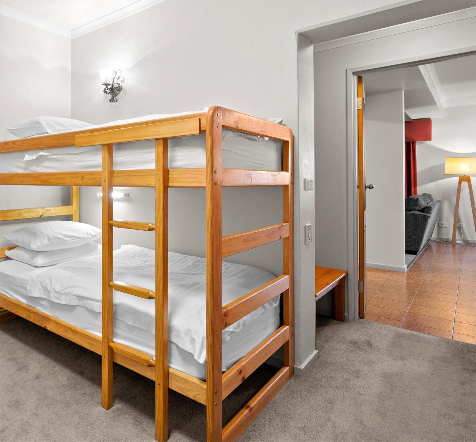 Hotel Pension Grimus Mount Buller Εξωτερικό φωτογραφία