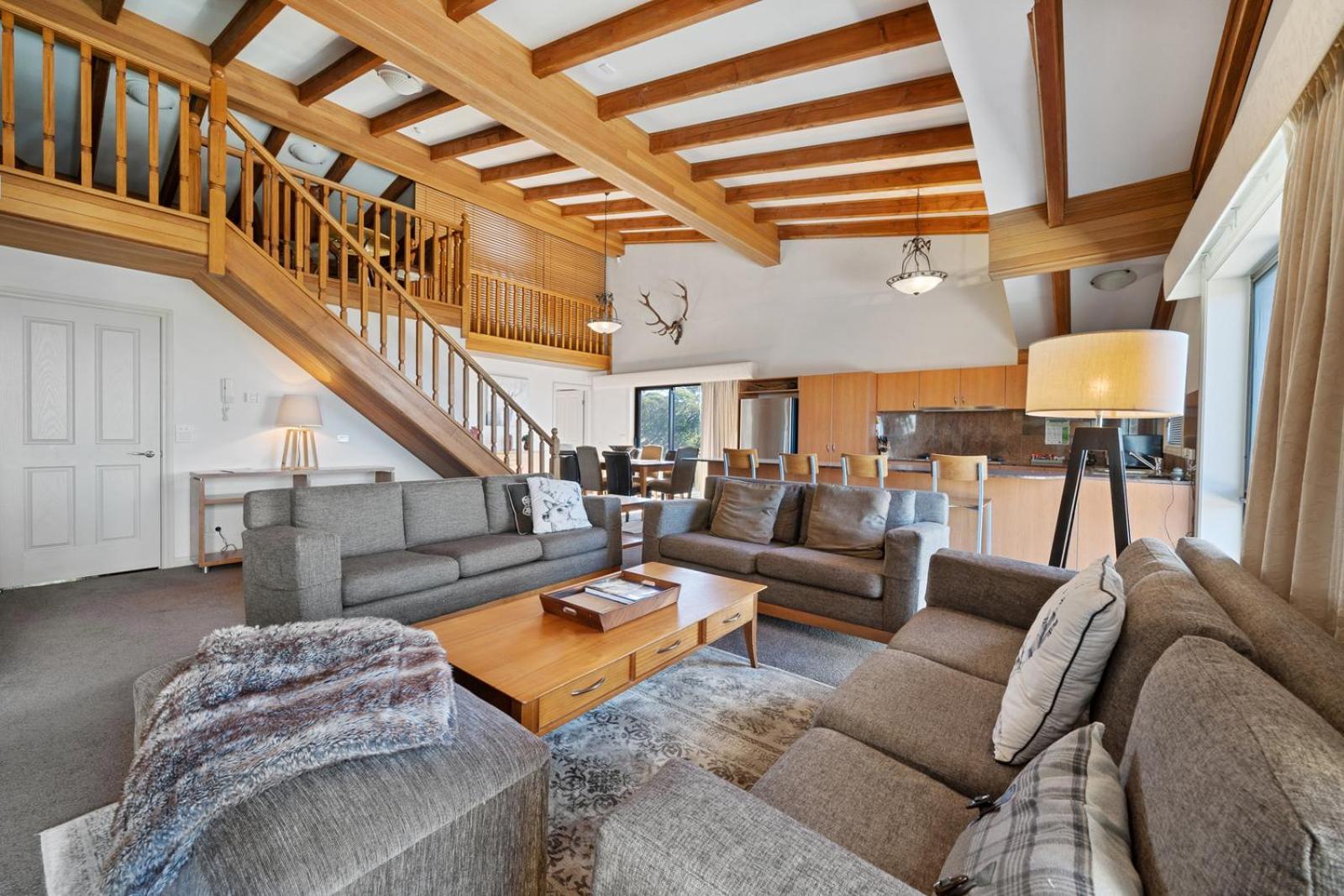 Hotel Pension Grimus Mount Buller Εξωτερικό φωτογραφία
