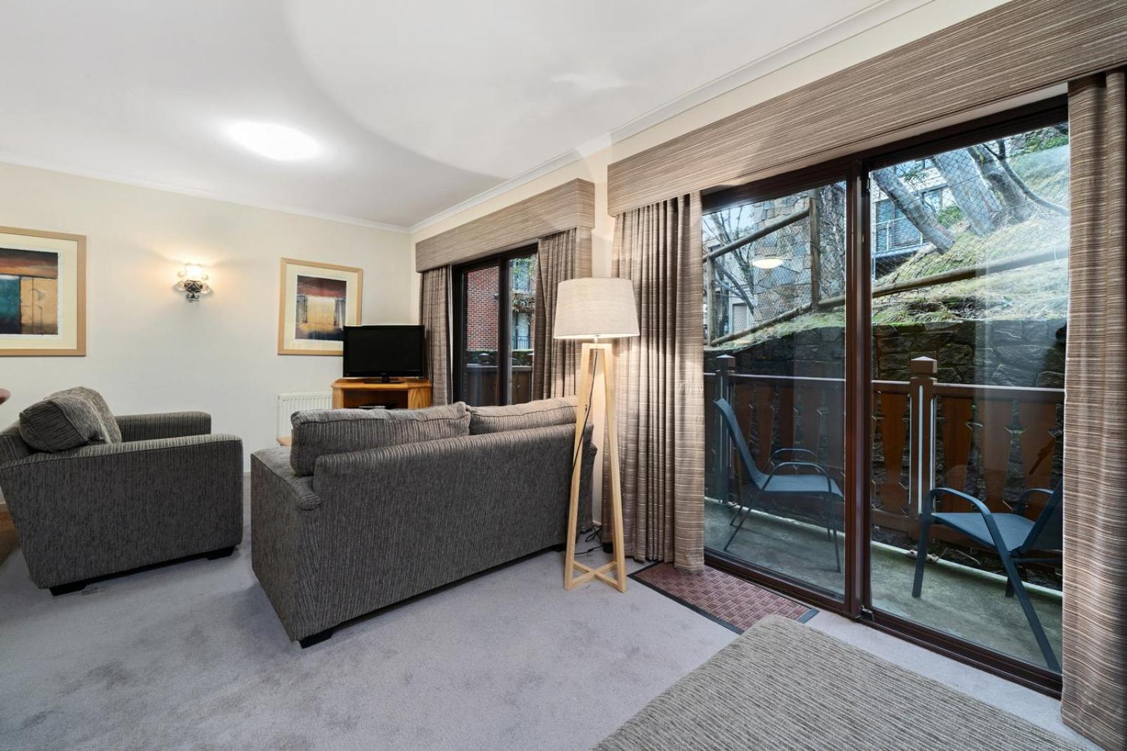 Hotel Pension Grimus Mount Buller Εξωτερικό φωτογραφία