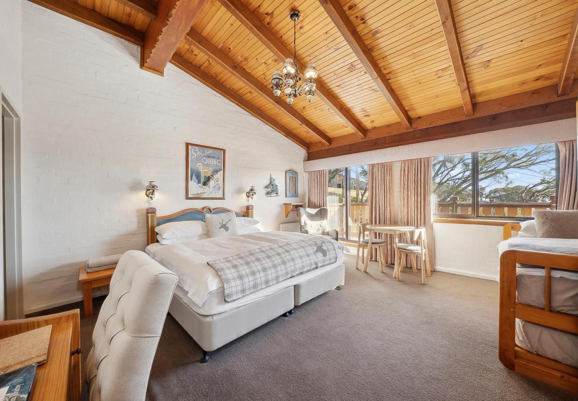 Hotel Pension Grimus Mount Buller Εξωτερικό φωτογραφία