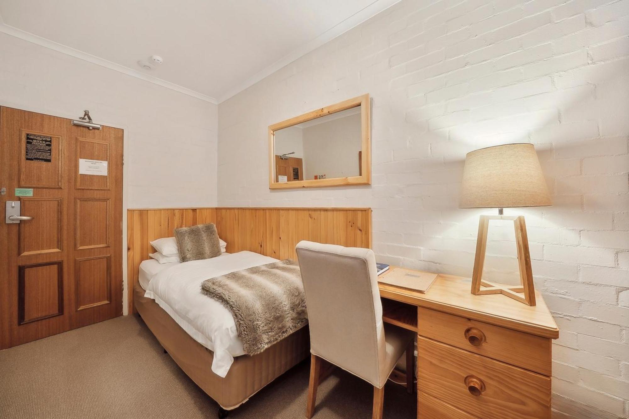 Hotel Pension Grimus Mount Buller Εξωτερικό φωτογραφία