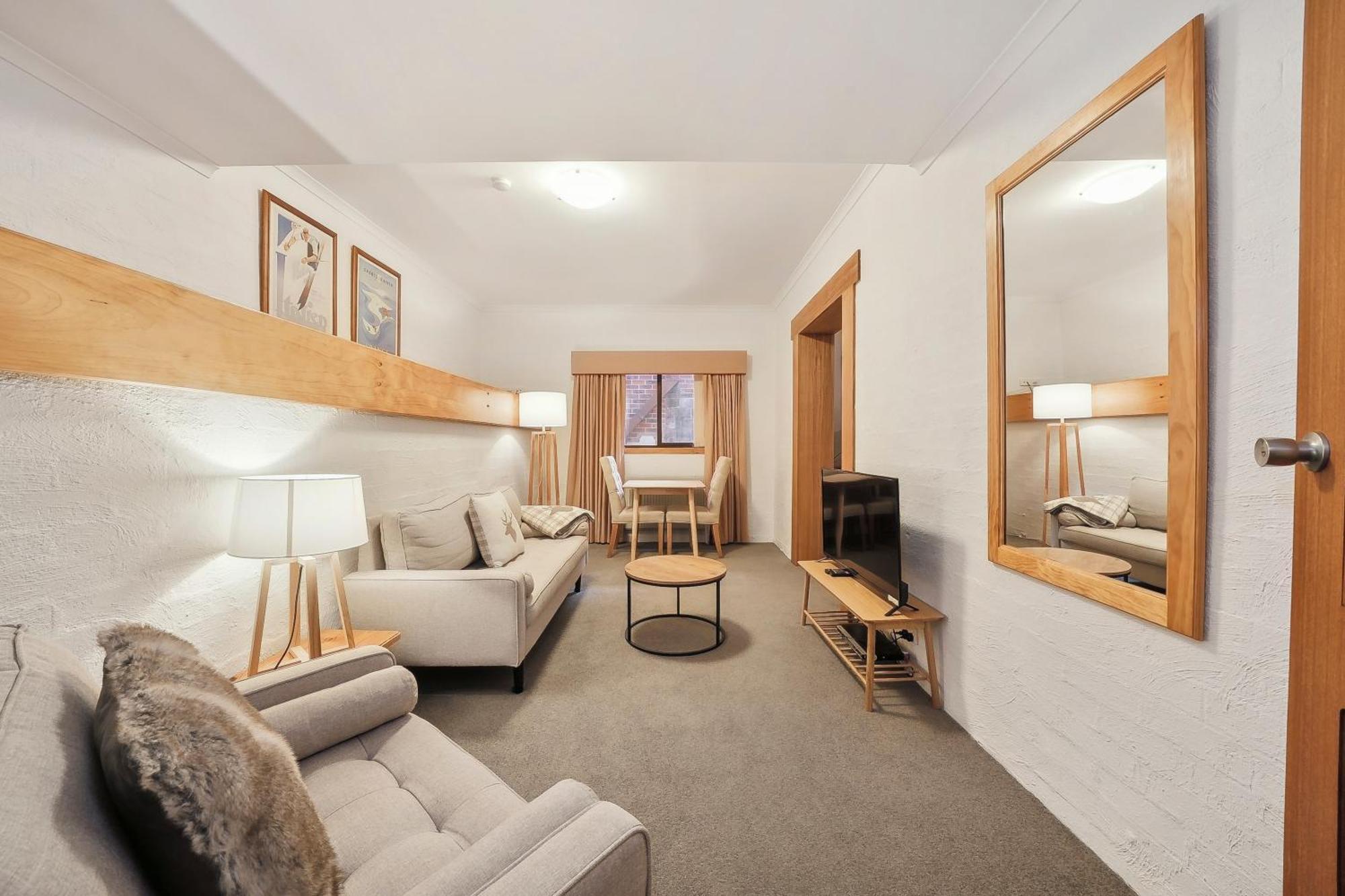 Hotel Pension Grimus Mount Buller Εξωτερικό φωτογραφία